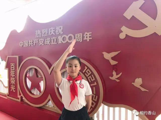 三国赤壁之战中，曹操为什么不从陆地上攻打孙权？